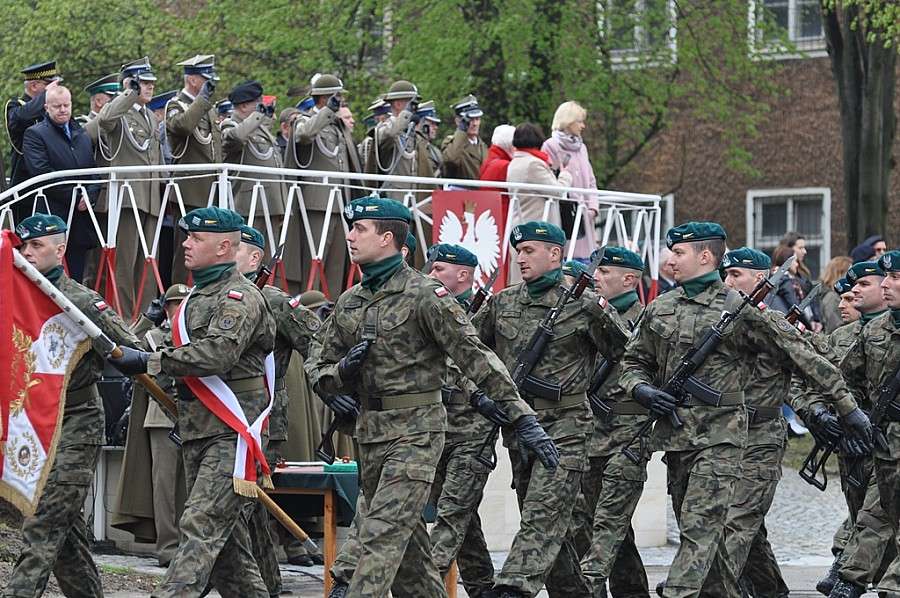 10 Rocznica Utworzenia i Święto 22 Karpackiego Batalionu Piechoty Górskiej w Kłodzku