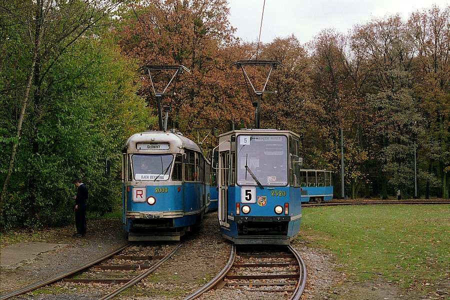 Zwłoki mężczyzny przy pętli tramwajowej na Grabiszyńskiej
