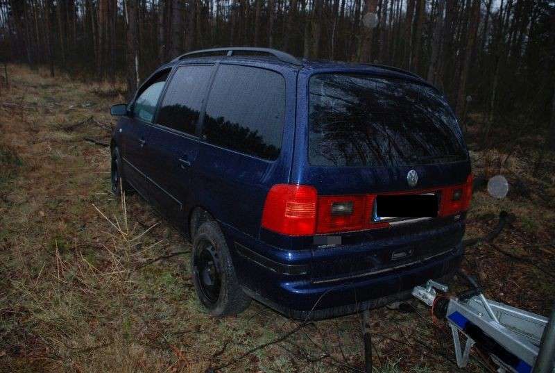 Policjanci rozpracowali grupę zajmującą się kradzieżami samochodów i odzyskali utracone auta