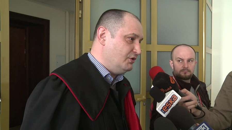 Wyrok w zawieszeniu dla oskarżonego o wybuch na dachu wieżowca w 2001 r. 