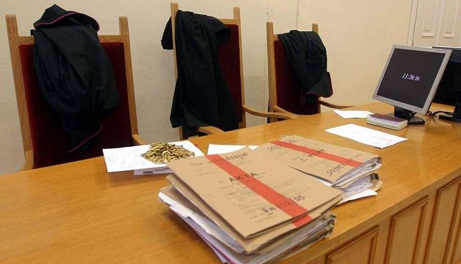 ZNĘCAŁ SIĘ NAD PSAMI – STANIE PRZED SĄDEM