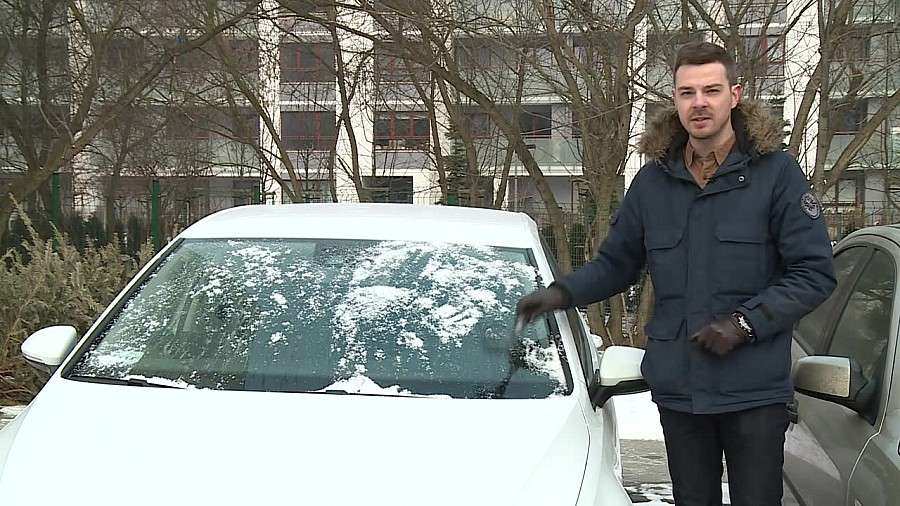 Rozmrożenie auta za pomocą smartfona, w dodatku siedząc w domu.