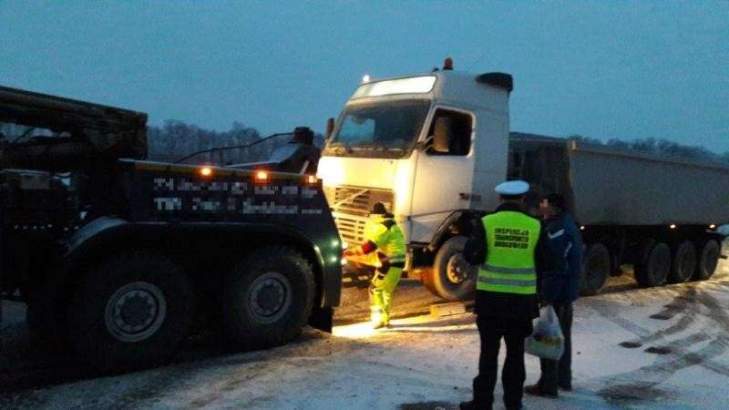 Ciężarówką bez przeglądu i OC