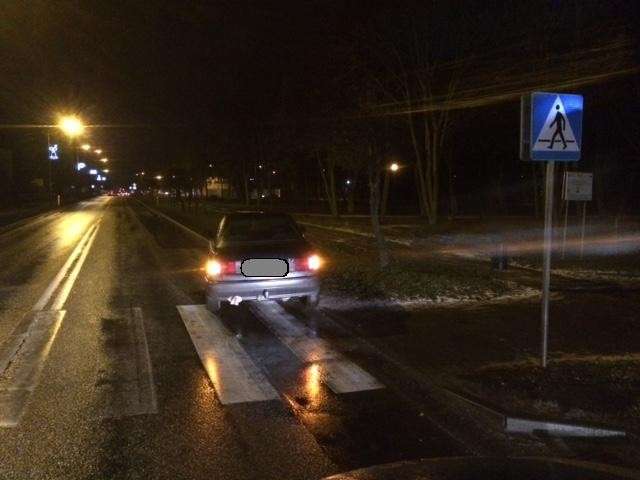 Kobieta potrącona na przejściu dla pieszych