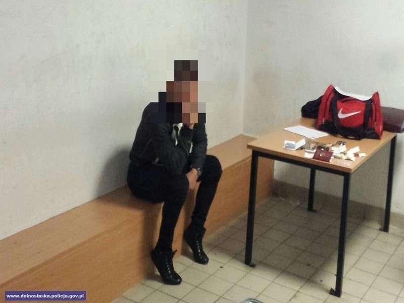Wpadł kolejny członek grupy kradnącej samochody