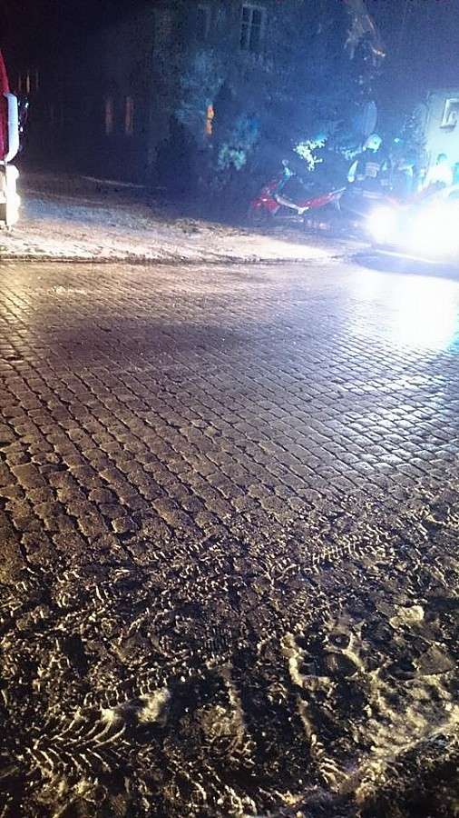 Młody mężczyzna rozbił się na skuterze