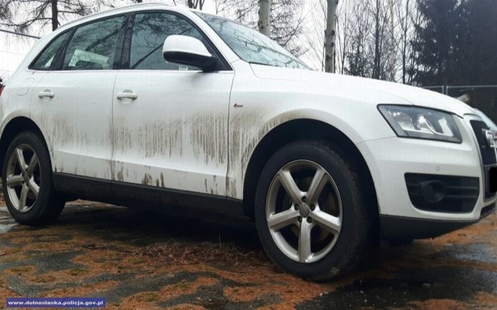 Policjanci odzyskali audi Q5 skradzione na terenie Włoch 