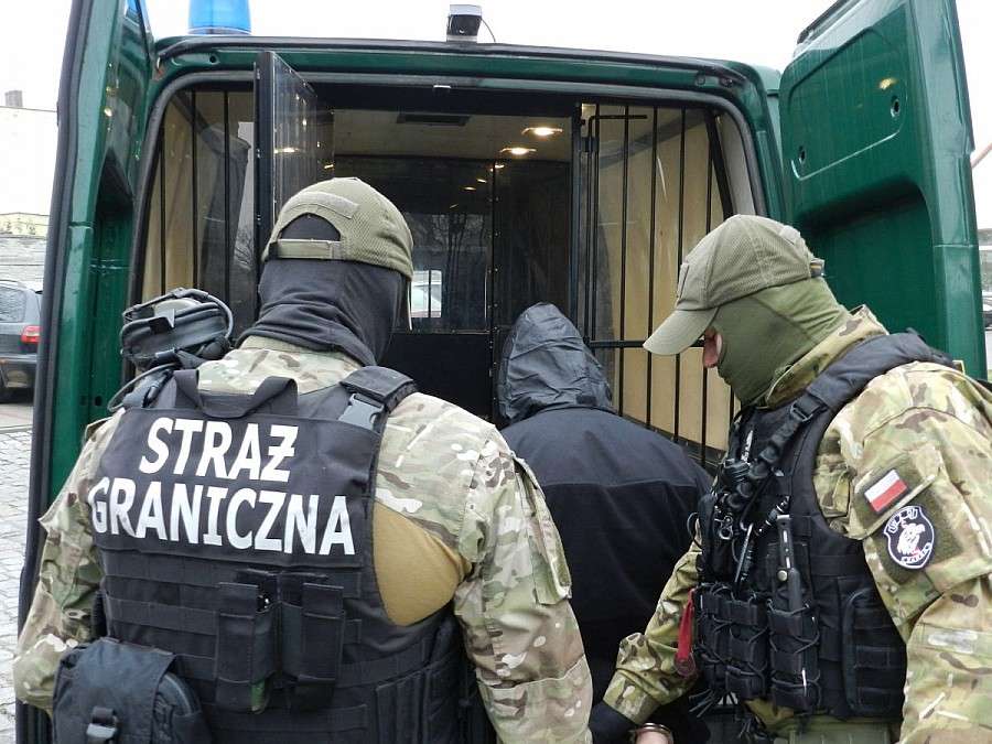 Funkcjonariusze z Nadodrzańskiego Oddziału Straży Granicznej rozbili grupę przestępczą