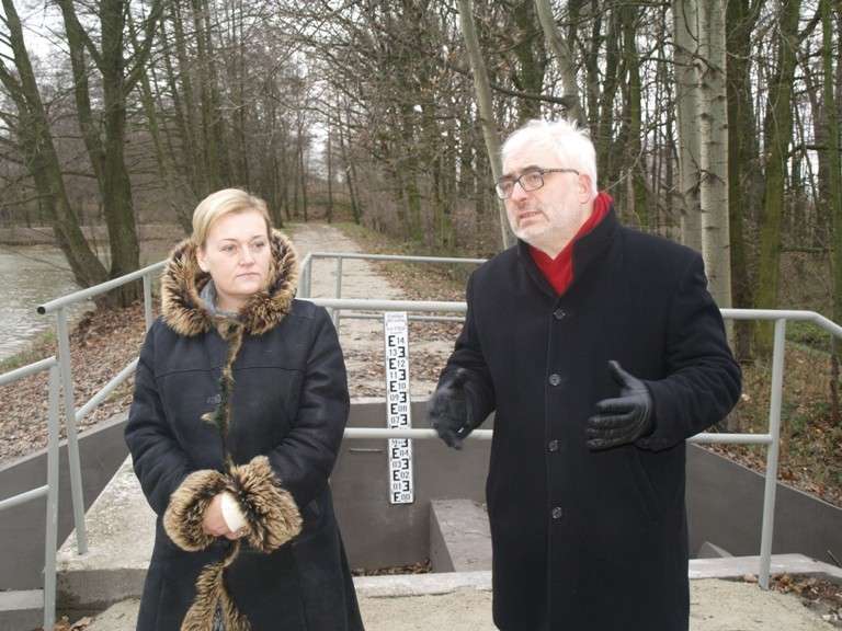 Samorządowcy walczą z suszą w regionie.