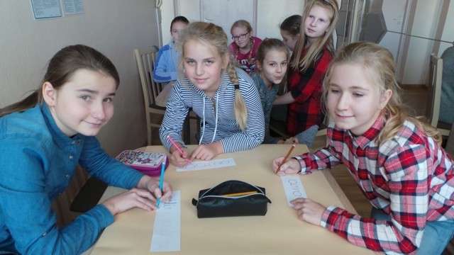 „Gang Strzelińskich Pszczół” z województwa dolnośląskiego walczy o pracownię przyrodniczą w konkursi