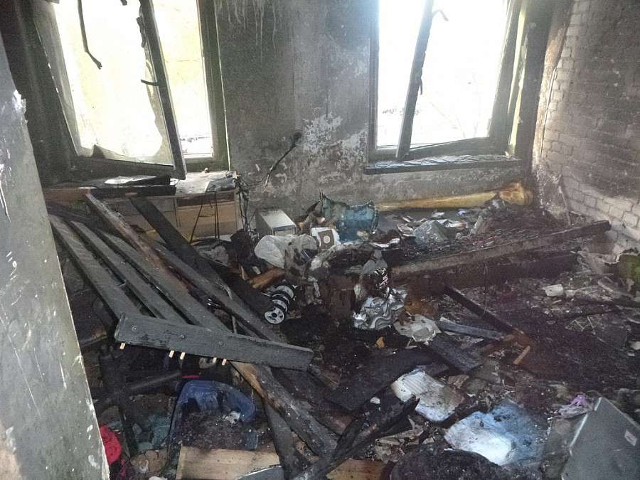 Pożar mieszkania przy ulicy Papierniczej we Wrocławiu. Nie żyje 3- letnie dziecko