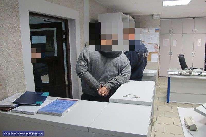 Jechał ciężarówką z kilkudziesięciotonowym ładunkiem mając ponad półtora promila