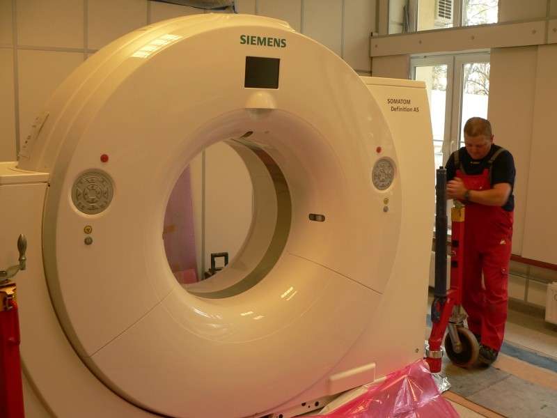 NOWY TOMOGRAF ZBADA SZYBCIEJ I LEPIEJ