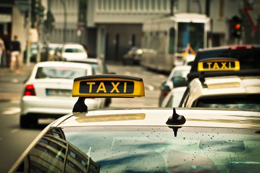 Uber w Polsce - czego boją się taksówkarze?