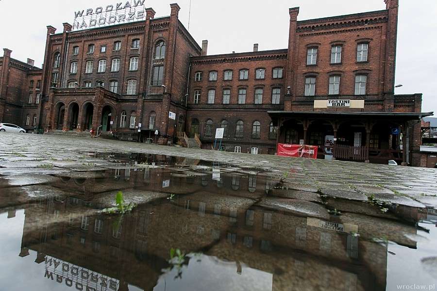 Dworzec Wrocław Nadodrze idzie pod młotek 