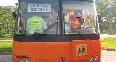 Przewoził za dużo dzieci - stracił prawo jazdy