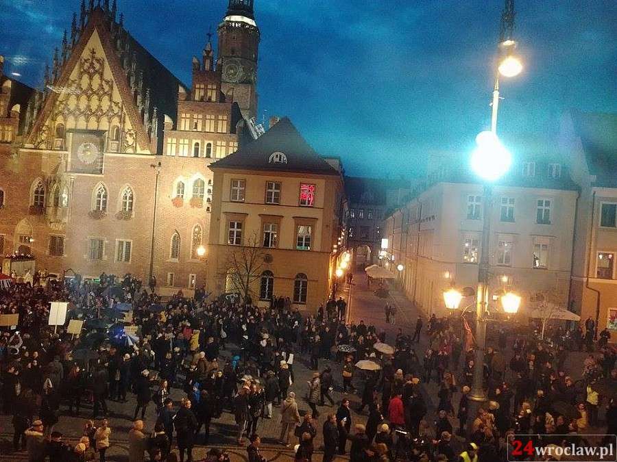 Czarny Protest po raz kolejny przeszedł ulicami Wrocławia