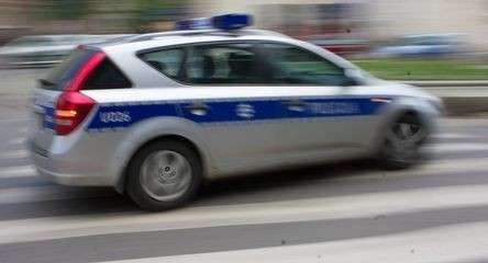Policyjny pościg za kradzionym autem