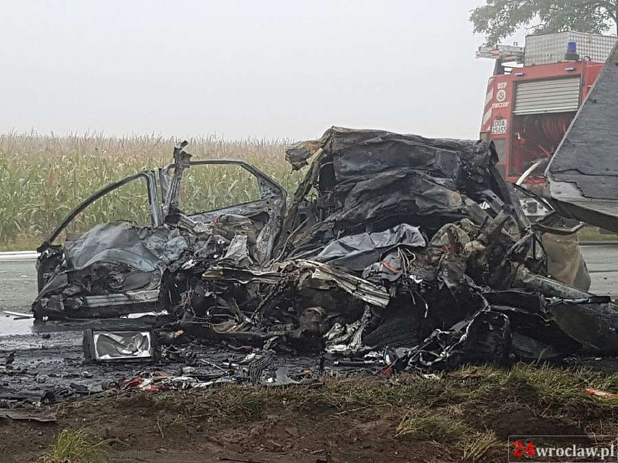 Śmiertelny wypadek na DK39 Brzeg-Strzelin. Zginął młody mężczyzna.