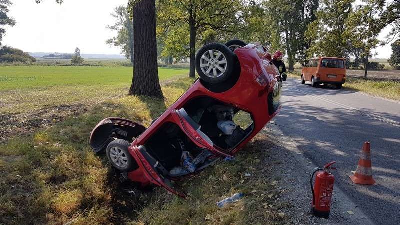 Dachowanie na Dk 347 pomiędzy Kilianowem a Piławą.