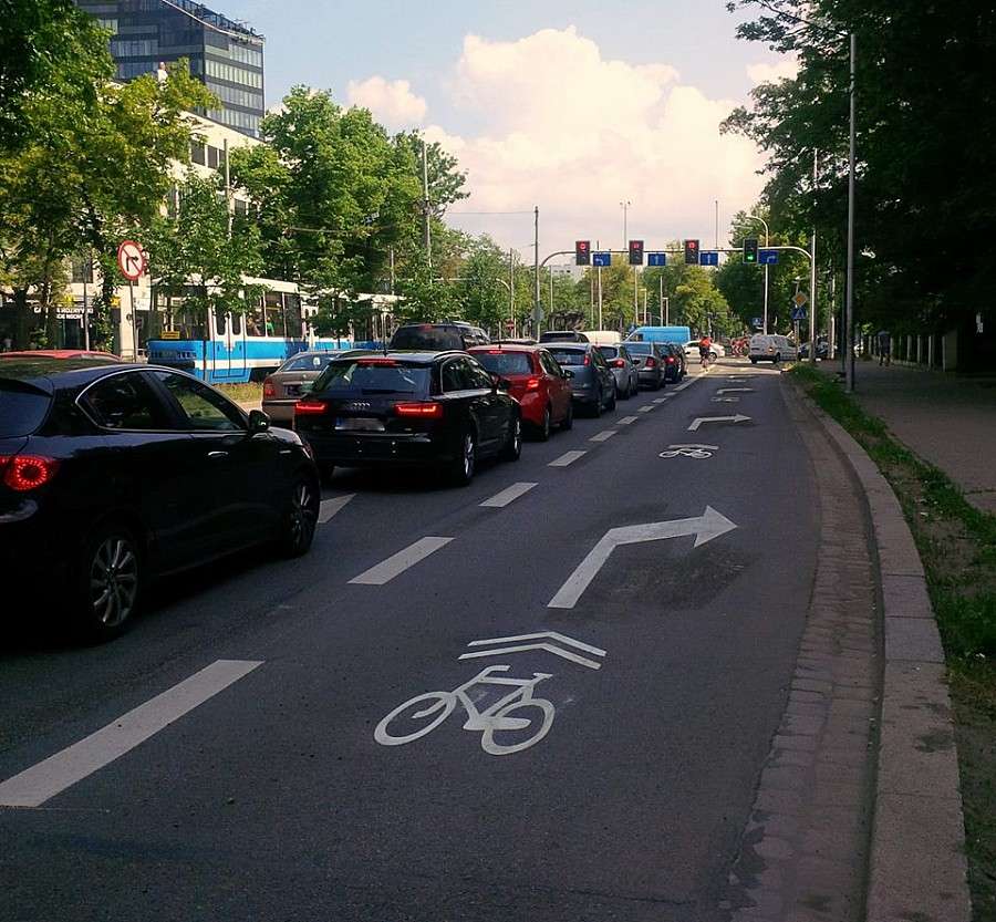 Korekta sygnalizacji świetlnej na Powstańców Śląskich
