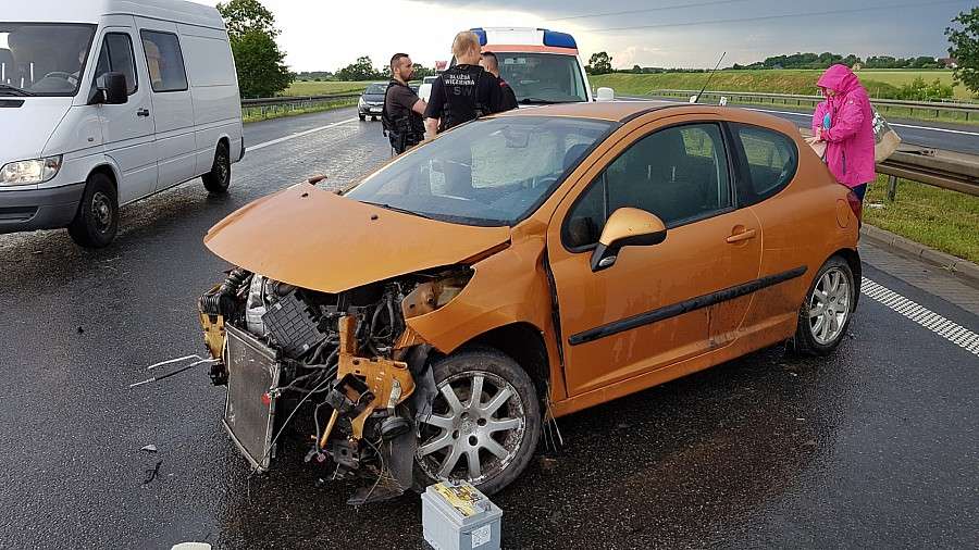 Kolizja na autostradzie
