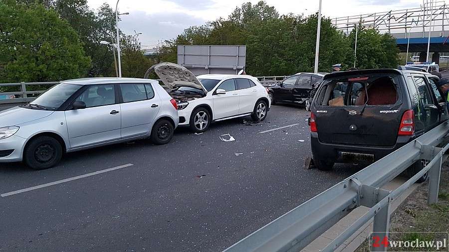 Karambol na ulicy Kosmonautów