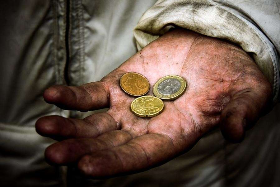 Do żebrania wykorzystywała dziecko