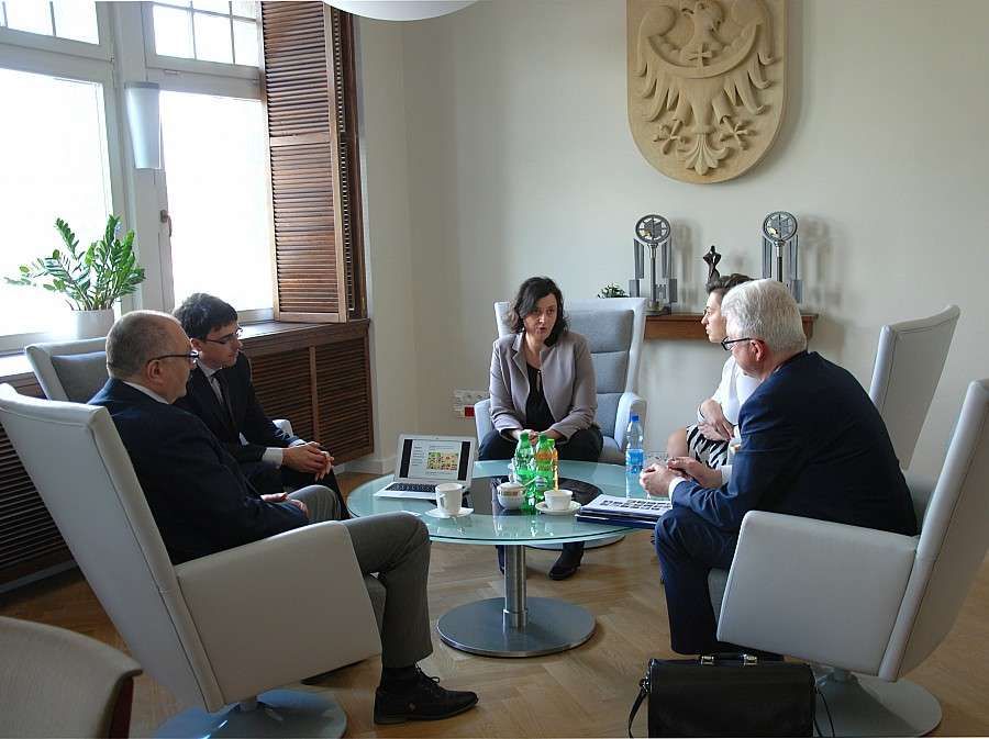 Wspólny projekt Uniwersytetu Metropolitan Manchester i Uniwersytetu Wrocławskiego dla rozwoju Dolneg
