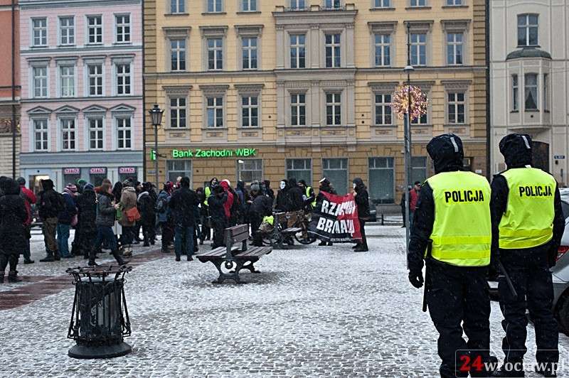 Prawo i bezprawie