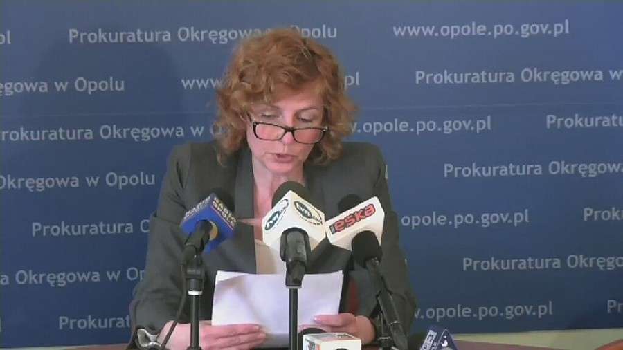 Prokuratura: Leżący na jezdni przedmiot uszkodził oponę w prezydenckiej limuzynie