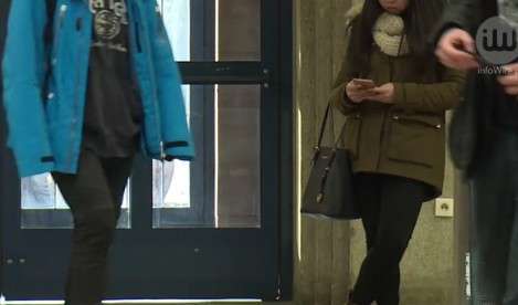  80% młodych ludzi nie rozstaje się ze smartfonem 