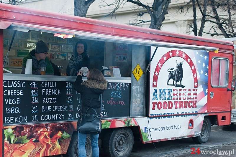 FESTIWAL FOOD TRUCKÓW 