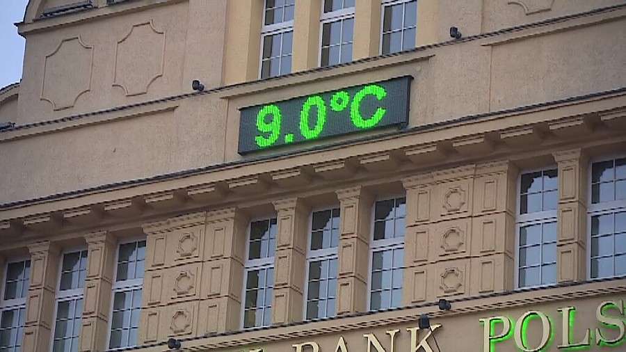 Wczesnowiosenna pogoda w południowej Polsce. Tłumy spacerowiczów we Wrocławiu