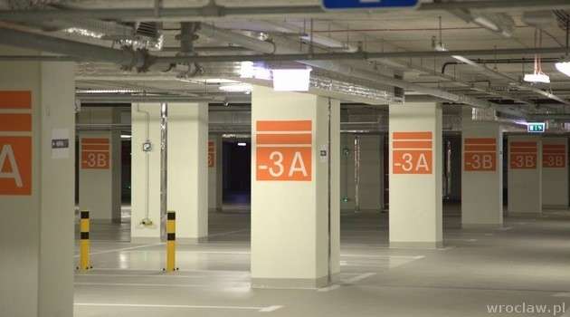 Darmowy parking przy NFM do 15 lutego