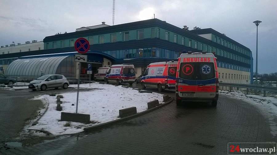 Bardzo ślisko na drogach i chodnikach