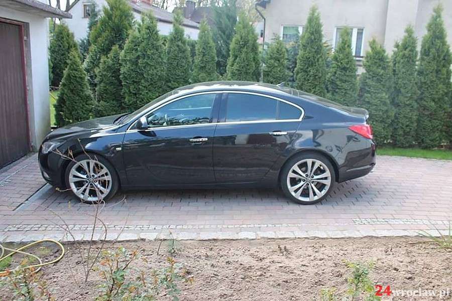 Uwaga!!! Skradziony Opel Insignia