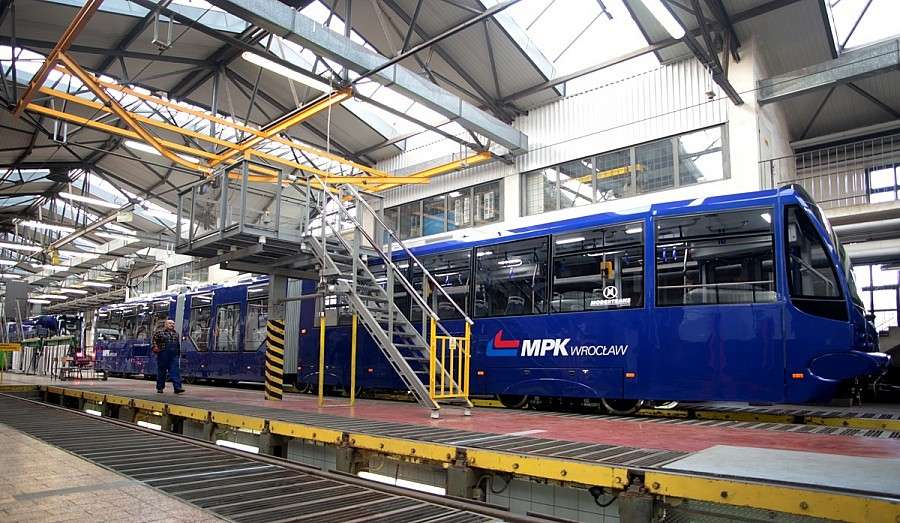 Pierwszy tramwaj Moderus już we Wrocławiu