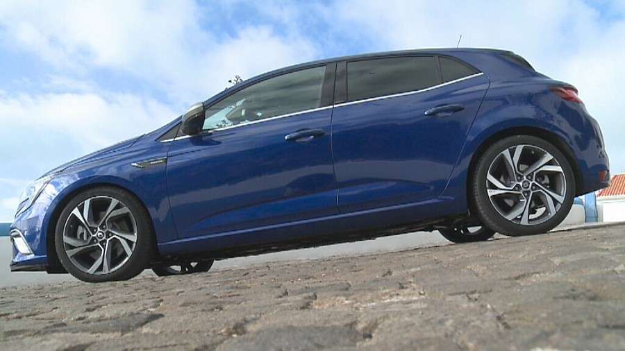 Nowy Renault Megane. Z której strony by się na nie nie patrzyło, to auto wygląda nowocześnie i śwież
