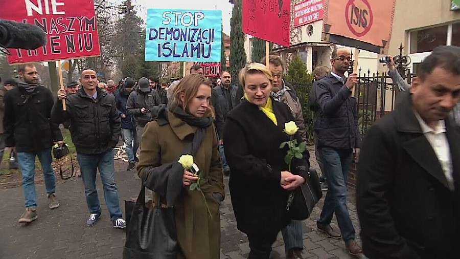 Marsz muzułmanów we Wrocławiu. Demonstrowali sprzeciw wobec terroryzmu