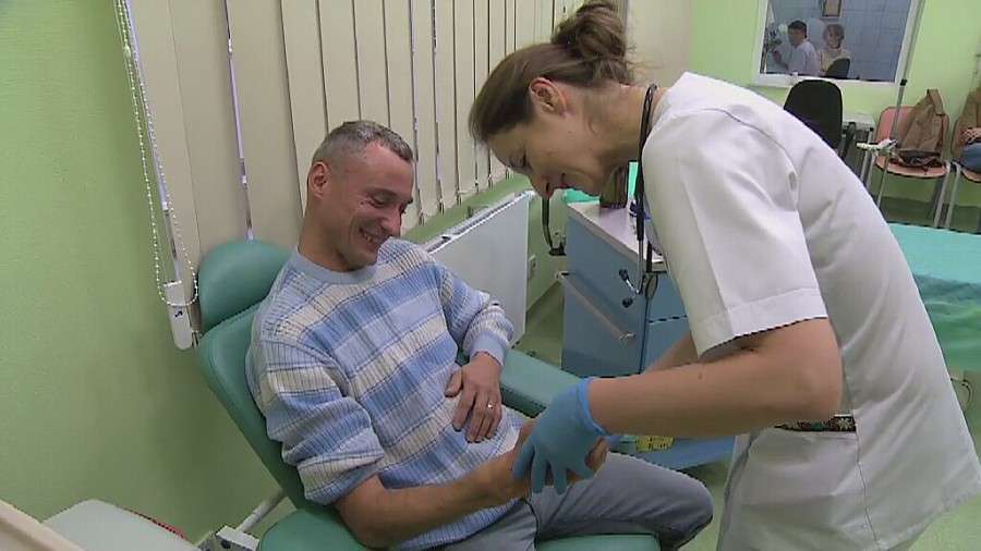 Zabieg jak w solarium. Eksperymentalna terapia dla pacjentów po przeszczepie