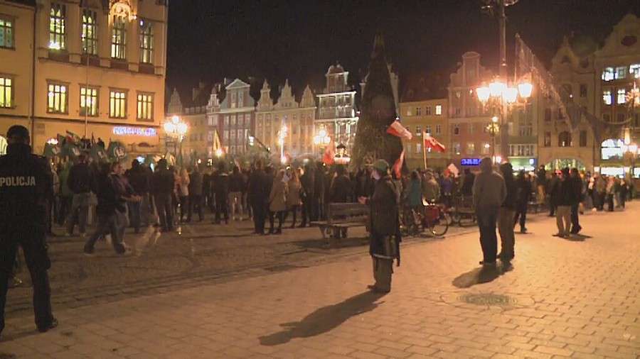 Burza po proteście przeciwko imigrantom.