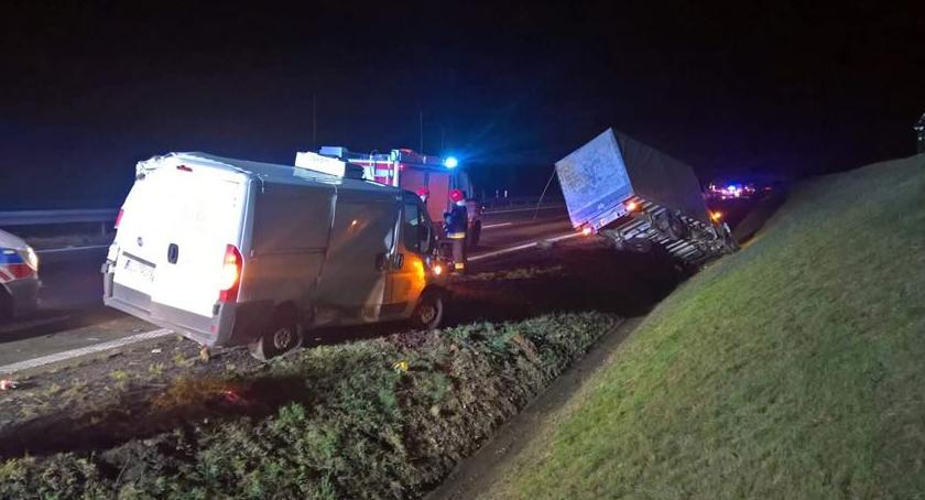 Jedna osoba ranna w wypadku na autostradzie A4