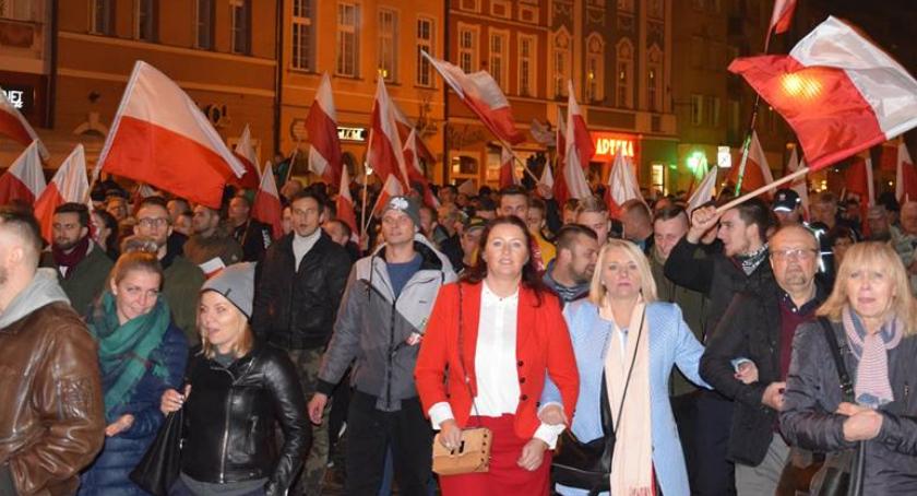 Marsz Polski Niepodległej przeszedł ulicami Wrocławia