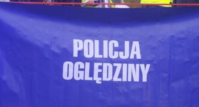 Ciężarówka potrąciła pieszego. Mężczyzna nie żyje.