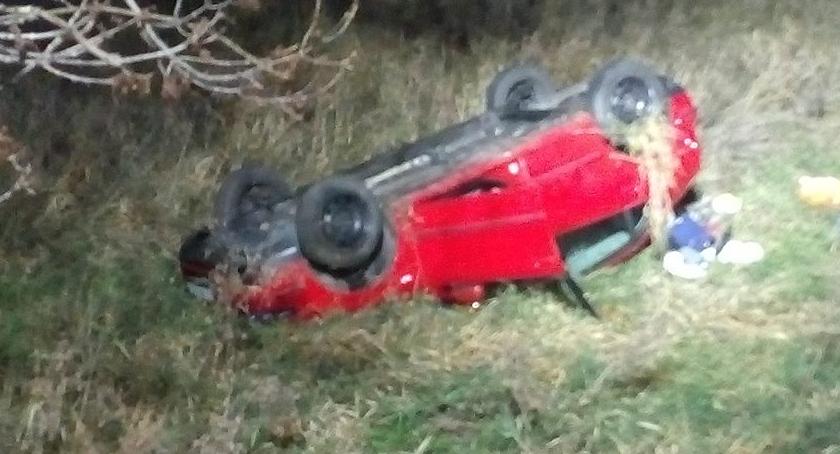 Auto dachowało. Kierująca w szpitalu.