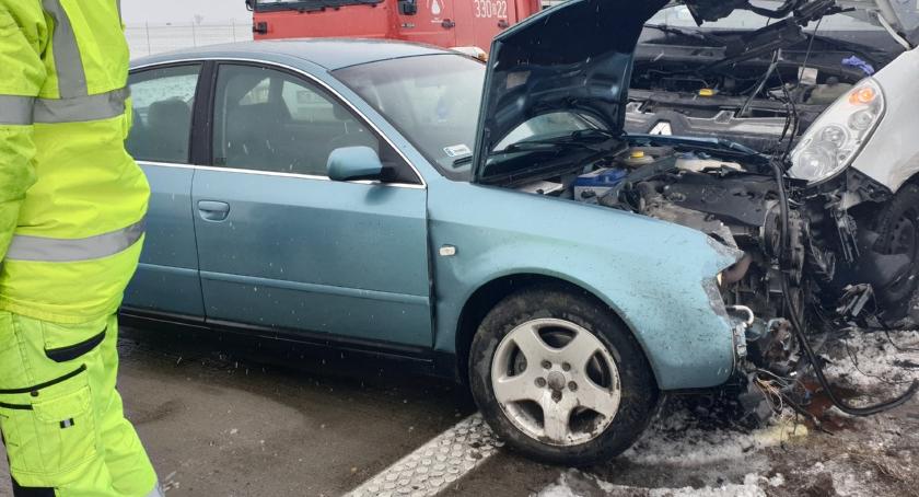 Pijany kierowca spowodował wypadek na autostradzie A4. Włącz Zello