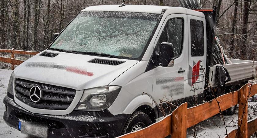 Policjanci odzyskali skradzionego w Niemczech mercedesa wartego 170 tys.