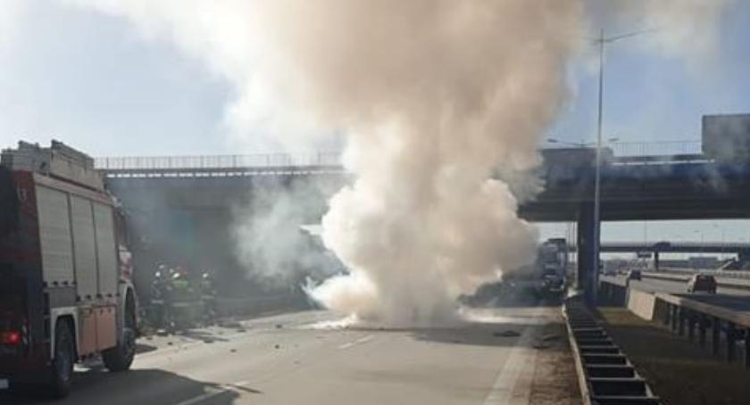 Tragedia na A4. Kobieta spłonęła w aucie.