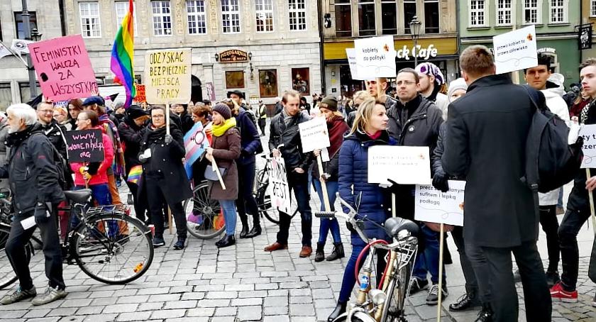 Strajk kobiet - Manifa feministek 